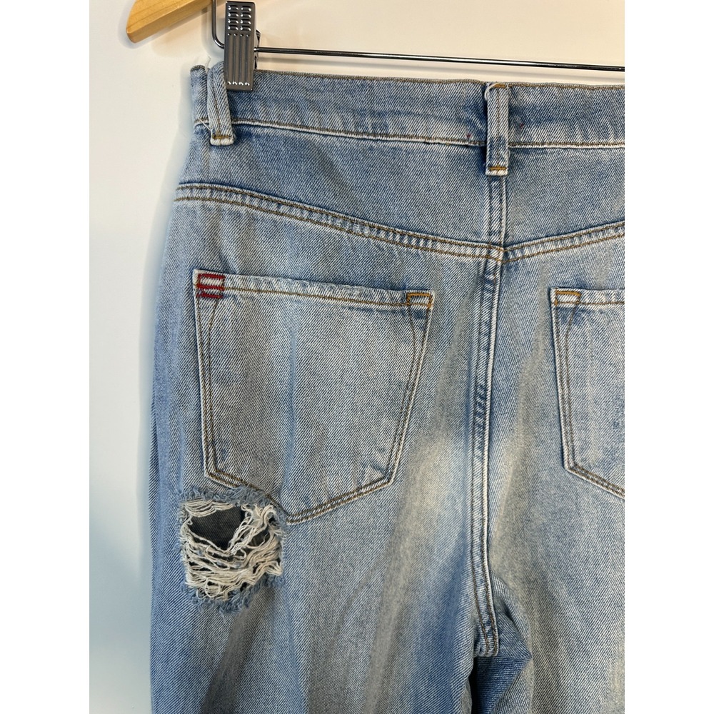 BDG Urban Outfitters High Waisted Destroyed Mom Jeans Light Wash Blue Denim 26 - Picture 12 of 15